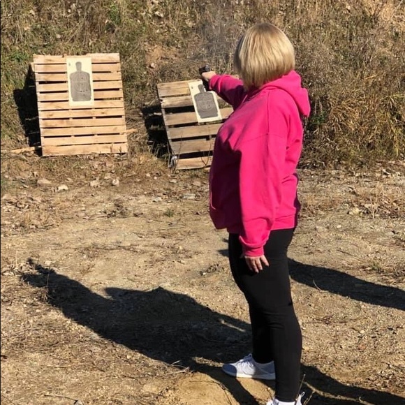 Meet your Posher, Stacey - Picture 4 of 7